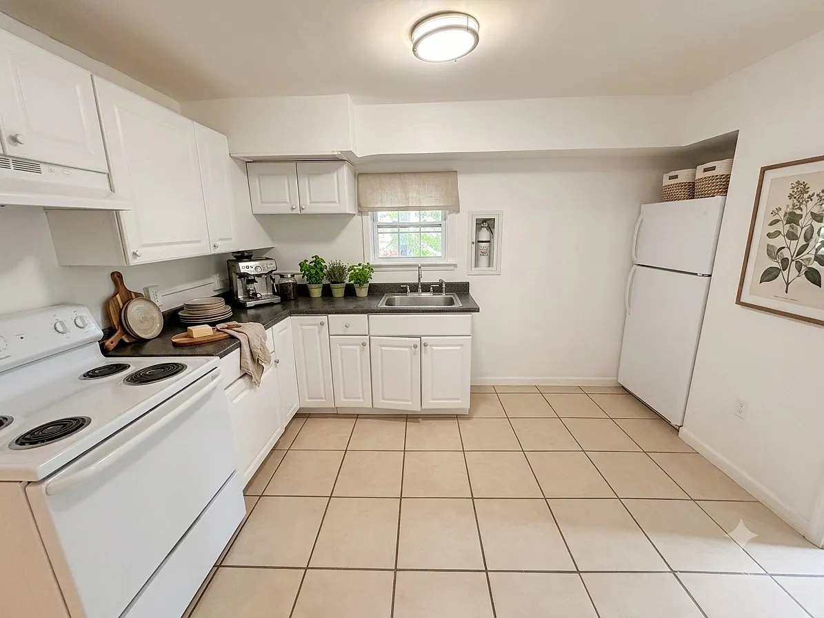 2 bed, $1,550 — Photo 2
