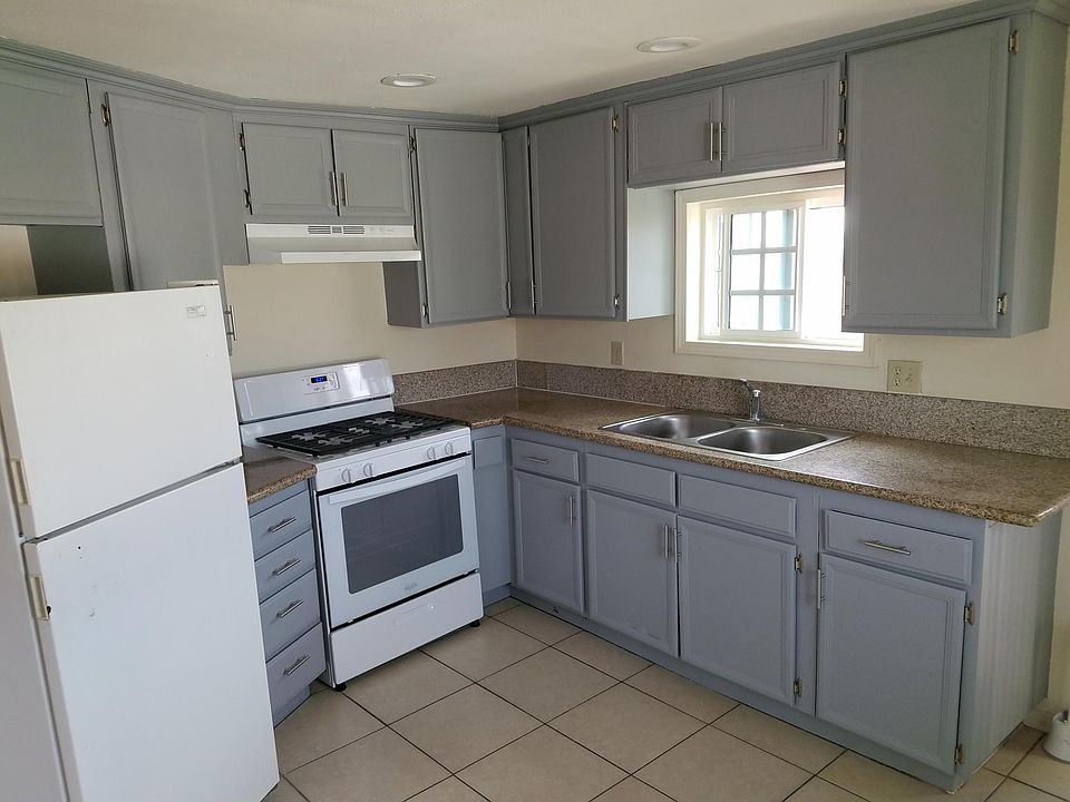 1st image of 1841 E 16th St APT B