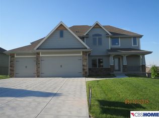 7442 Reed St, Papillion, NE 68046