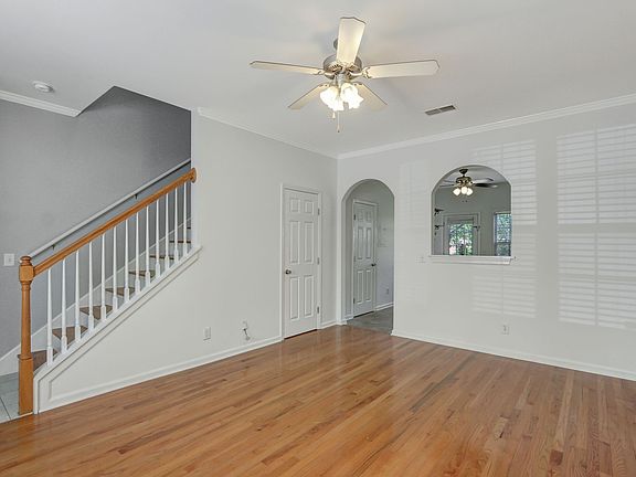 3rd image of 607 Cashmere Dr