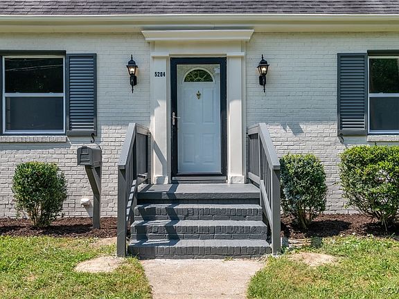 3rd image of 5204 Lochaven Ave