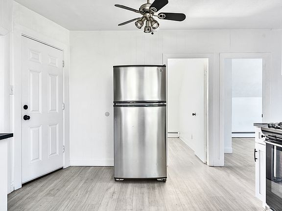 5th image of 86 Woodward Ave Floor 2