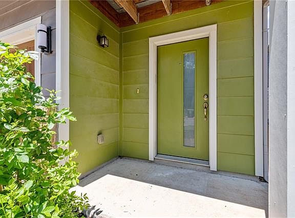 3rd image of 2004 Tripshaw Ln #73C