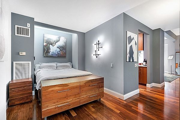 1st image of 88 Greenwich St APT 829