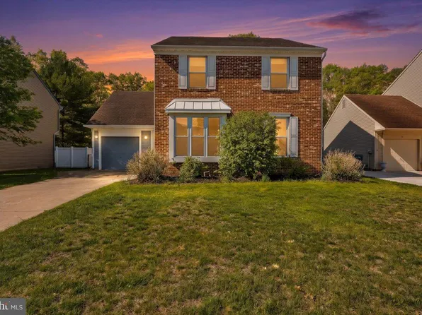 14 Shires Way, Egg Harbor Township, NJ 08234