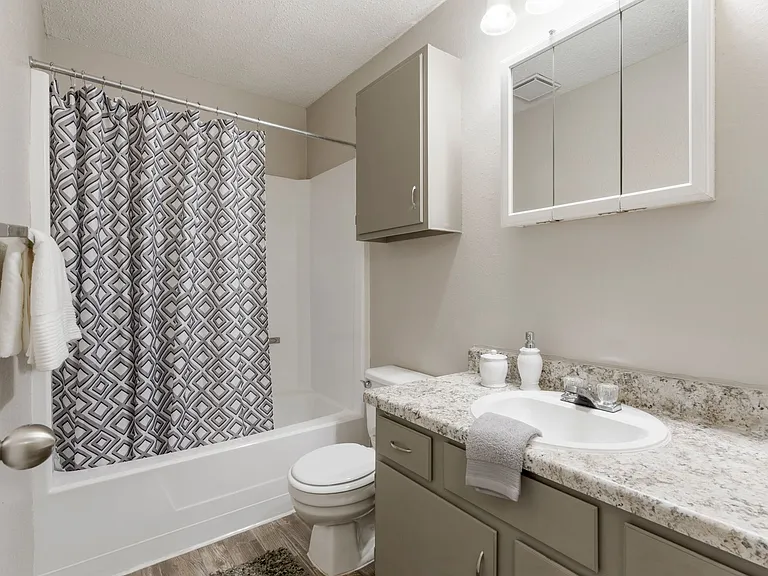 Echo Trail Apartments - Lease Today & Save $300 OFF Move-In Costs! — Photo 10
