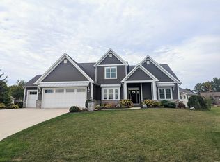 333 Crestwood Ct, Bluffton, IN 46714