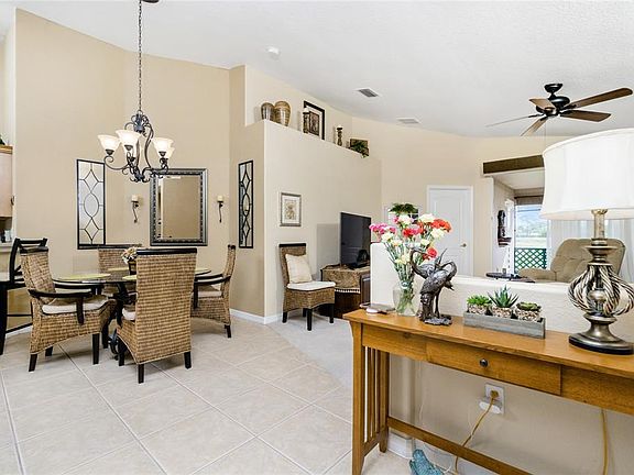 4th image of 3502 Lakewood Blvd