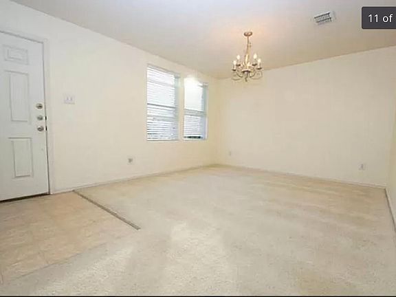 3rd image of 2904 Meadow Bluff Dr