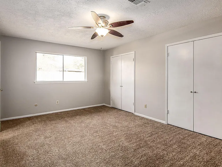 4305 Fairway St — Photo 13