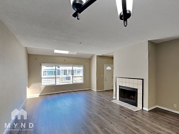 4th image of 25445 Southwick Dr APT 111