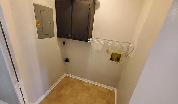 4th image of 3755 Derbigny St