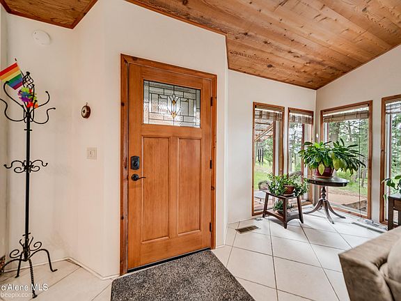 5th image of 4042 W Upriver Dr