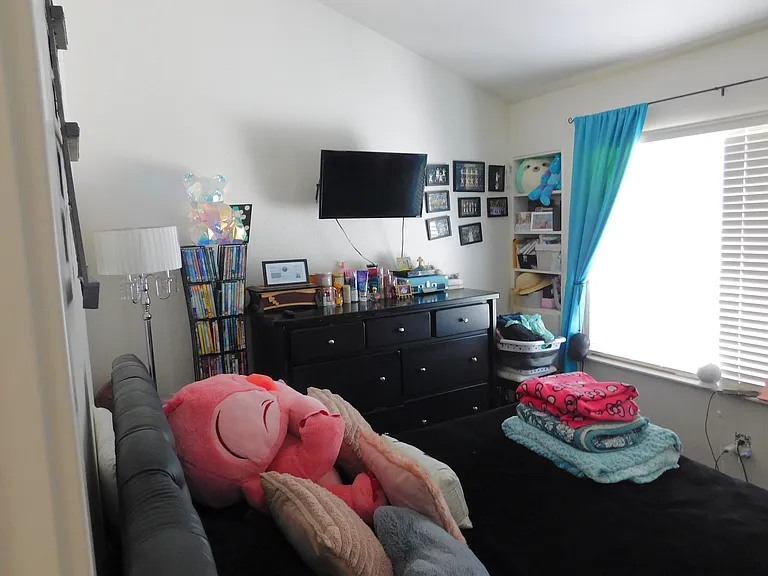 1007 Howard Ave #56 — Photo 21