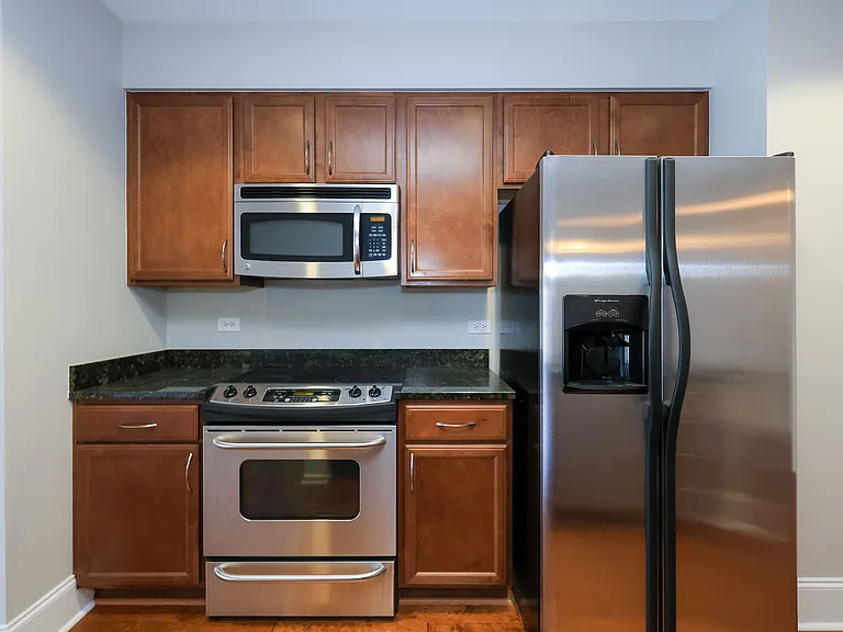 222 Glenwood Ave #410 — Photo 4