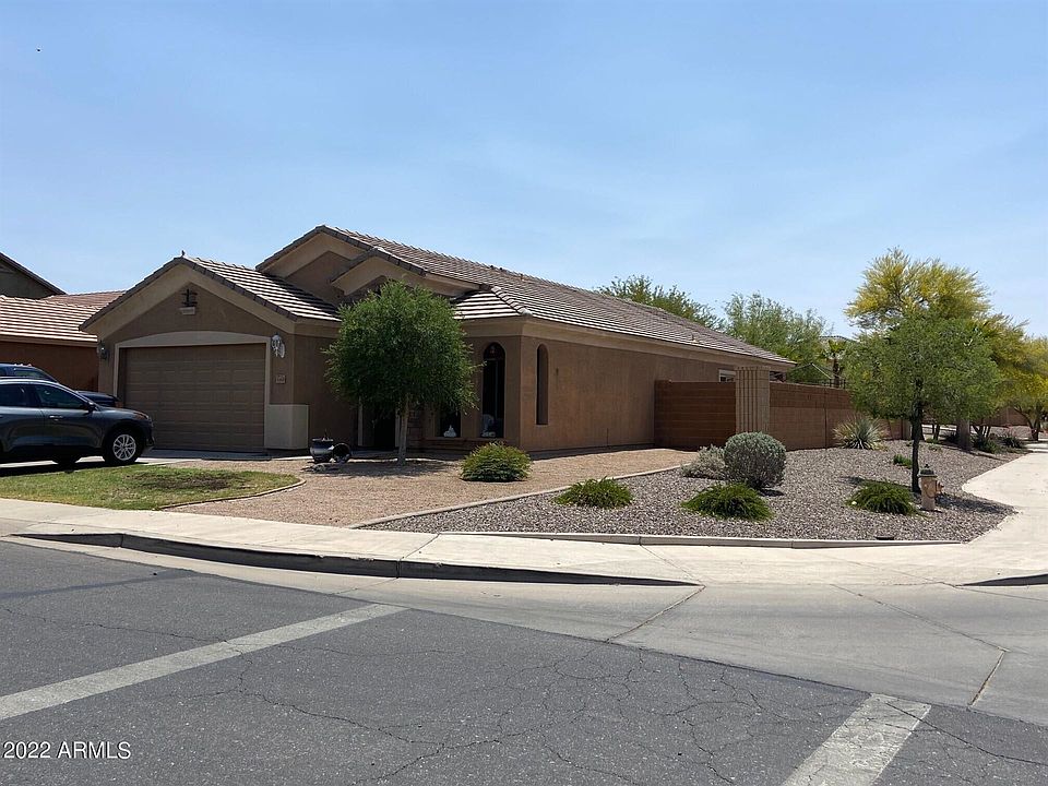 1st image of 1201 E Prickly Pear St