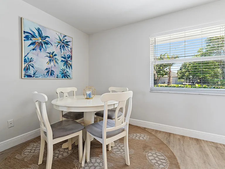 6029 Eberts St — Photo 36