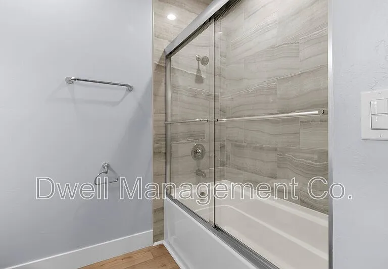 8073 Lemon Ave — Photo 23