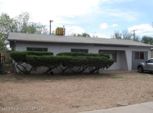 3211 Edgecliff Dr, Farmington, NM 87402