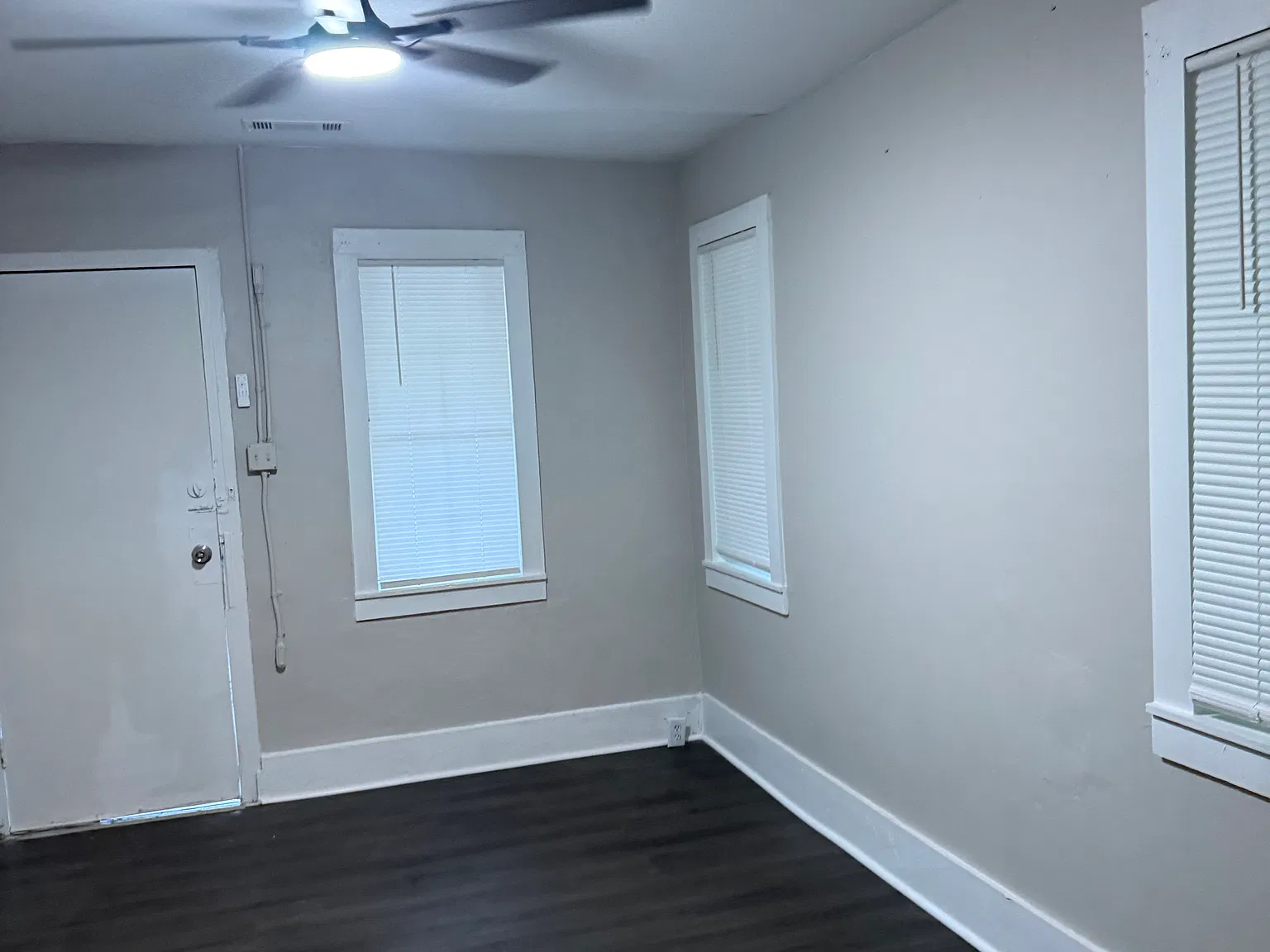2 bed, 884 sqft, $1,000 — Photo 4