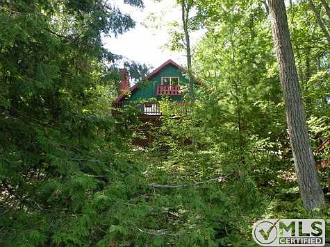 The seclusion can not get better than this.