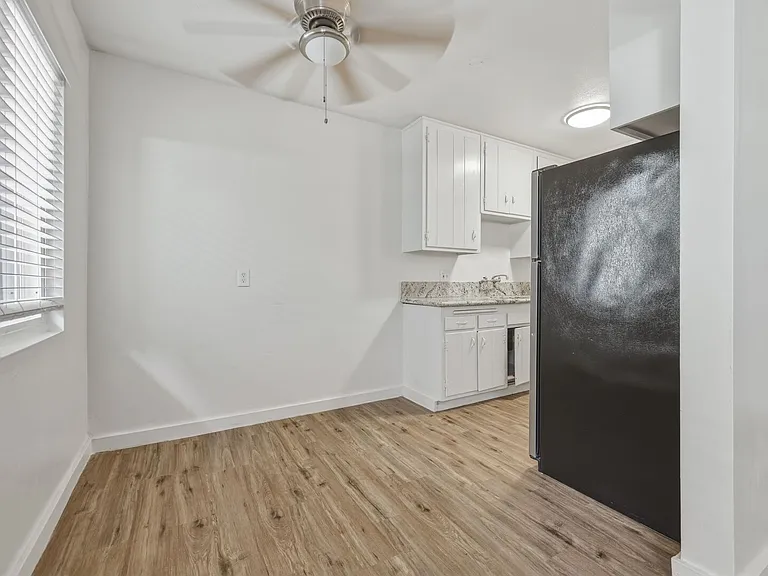 2424 24305 India Street 2429 2435.5 Kettner Blvd — Photo 3