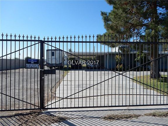 3rd image of 4797 Judson Ave