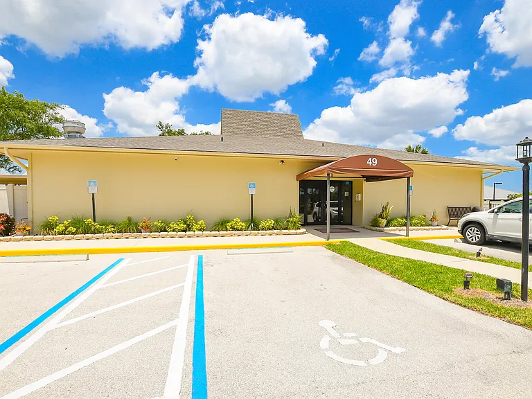 20 Plantation Dr #101 — Photo 31