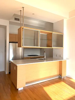 Rented by Aska Wada, Inc | media 11