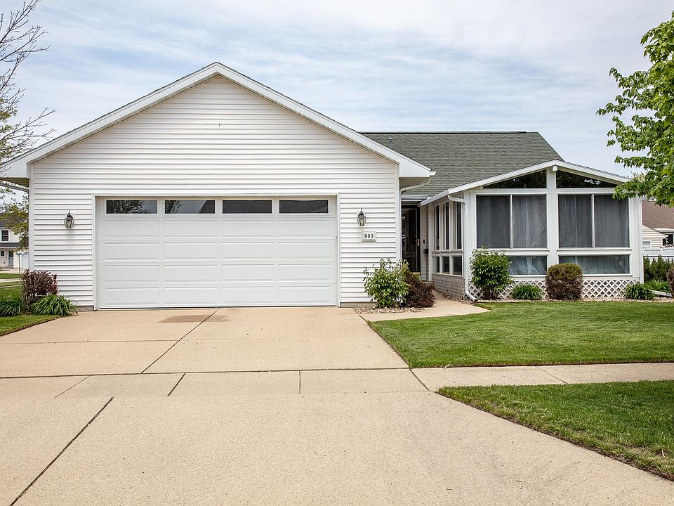 1st image of 803 Winters Dr