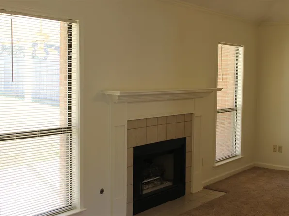 7917 Winchester Hills Dr, Memphis, TN 38119