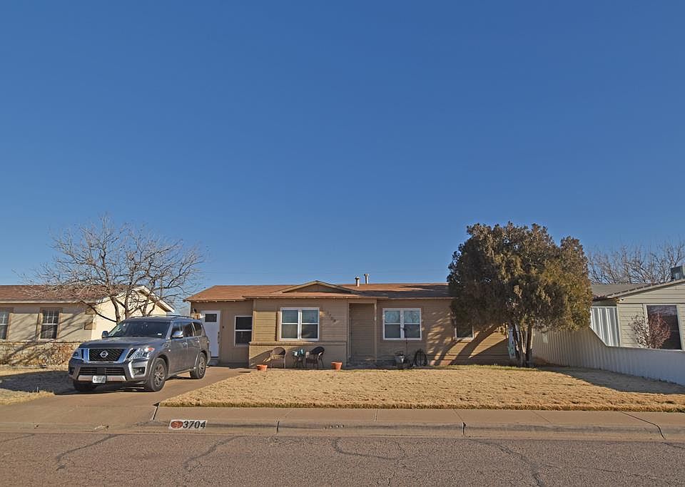 1st image of 3704 Gaston Dr