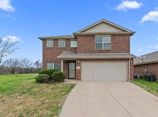 1268 Cottonwood Dr, Crowley, TX 76036