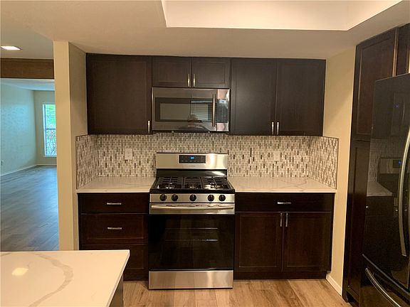 4th image of 8504 Mesa Dr #B