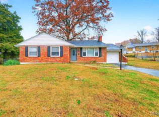 9279 Dell Ct, Saint Louis, MO 63137