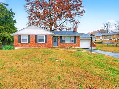 9279 Dell Ct, Saint Louis, MO, 63137