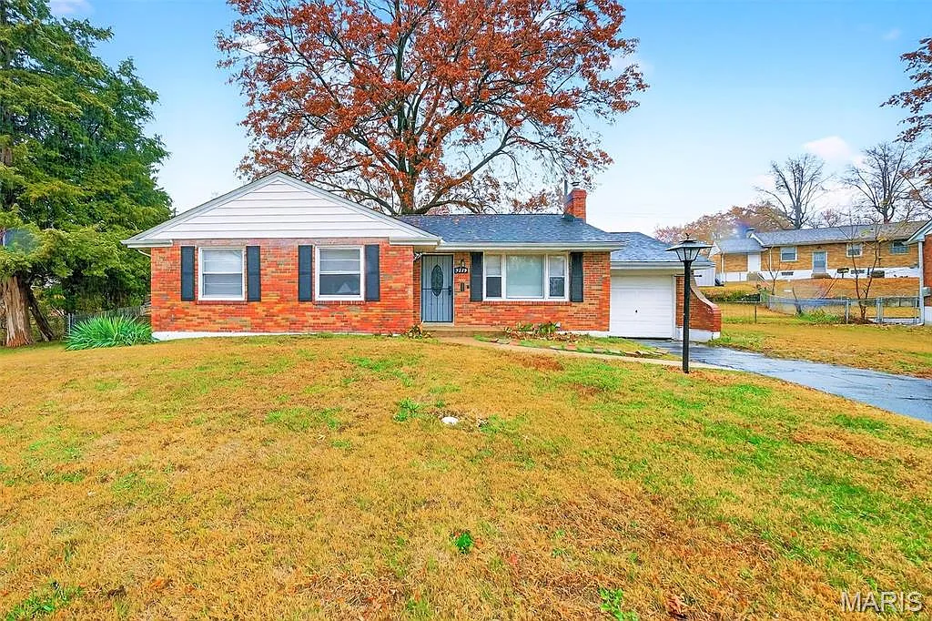9279 Dell Ct photo 1