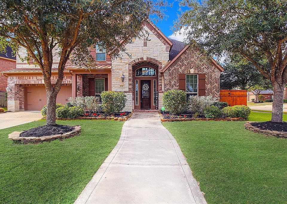 1st image of 6206 S Saddle Creek Ln