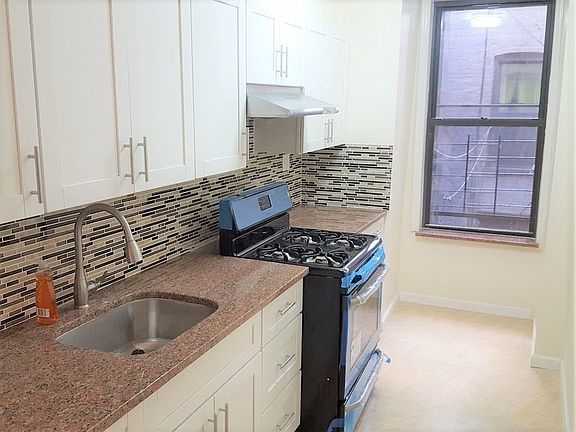 3rd image of 6124 5th Ave #1R