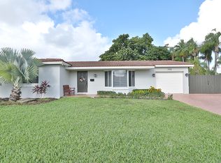 9350 SW 106th Ct, Miami, FL 33176