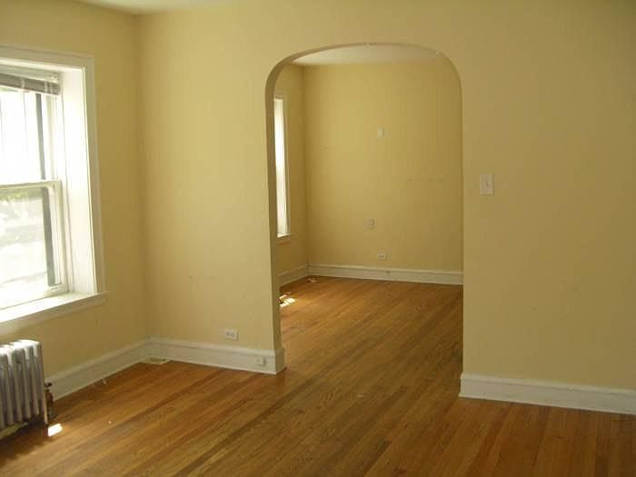 2nd image of 7522 N Hoyne Ave APT 3N