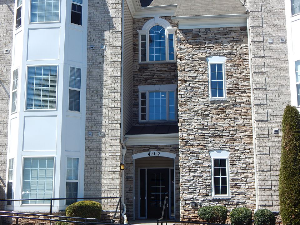 1st image of 402 Harrison Ct Unit 4