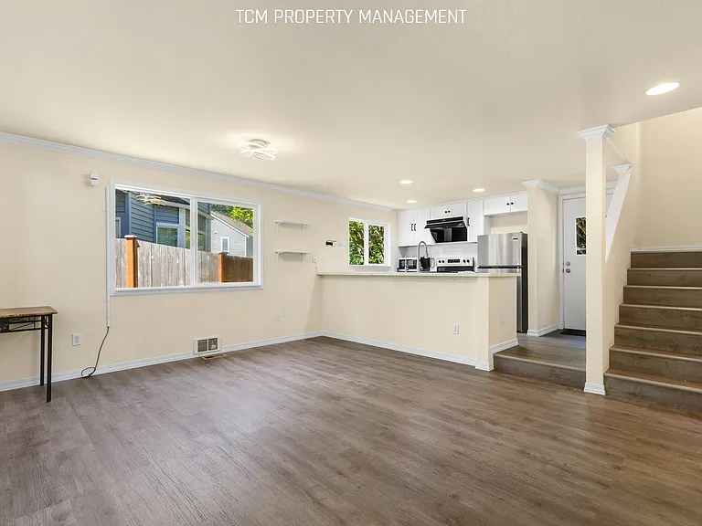 14102 NE 78th Ct — Photo 2