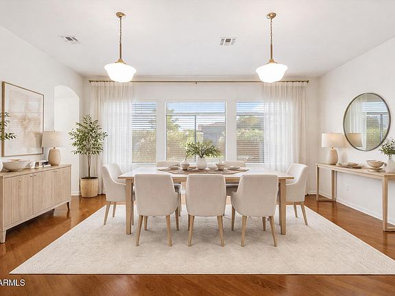 3rd image of 2130 E BEAUTIFUL Lane