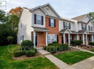 8016 Stoneham Ct, Matthews, NC 28105