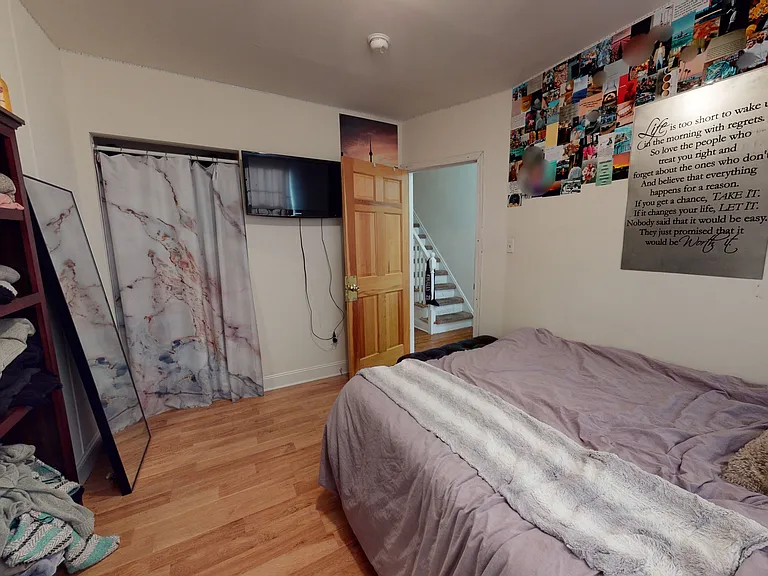 1523 Fontain St — Photo 13