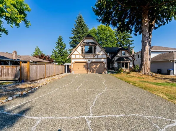 9884 158a St, Surrey, BC V4N 2A3