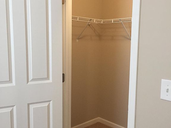walk in closet