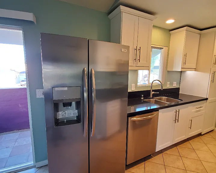 4246 Van Dyke Ave #7 — Photo 5