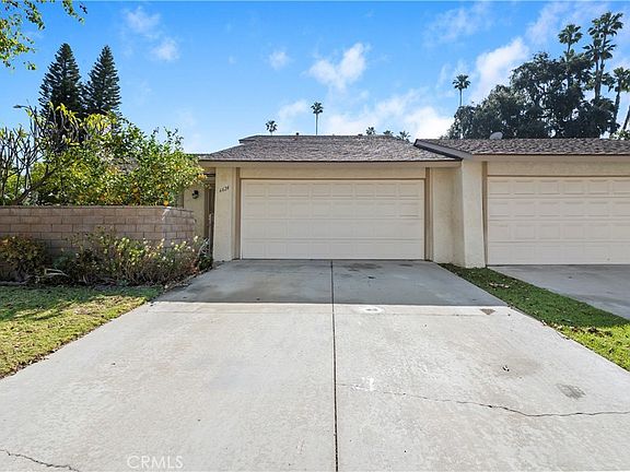 3rd image of 6624 Banyan Pl